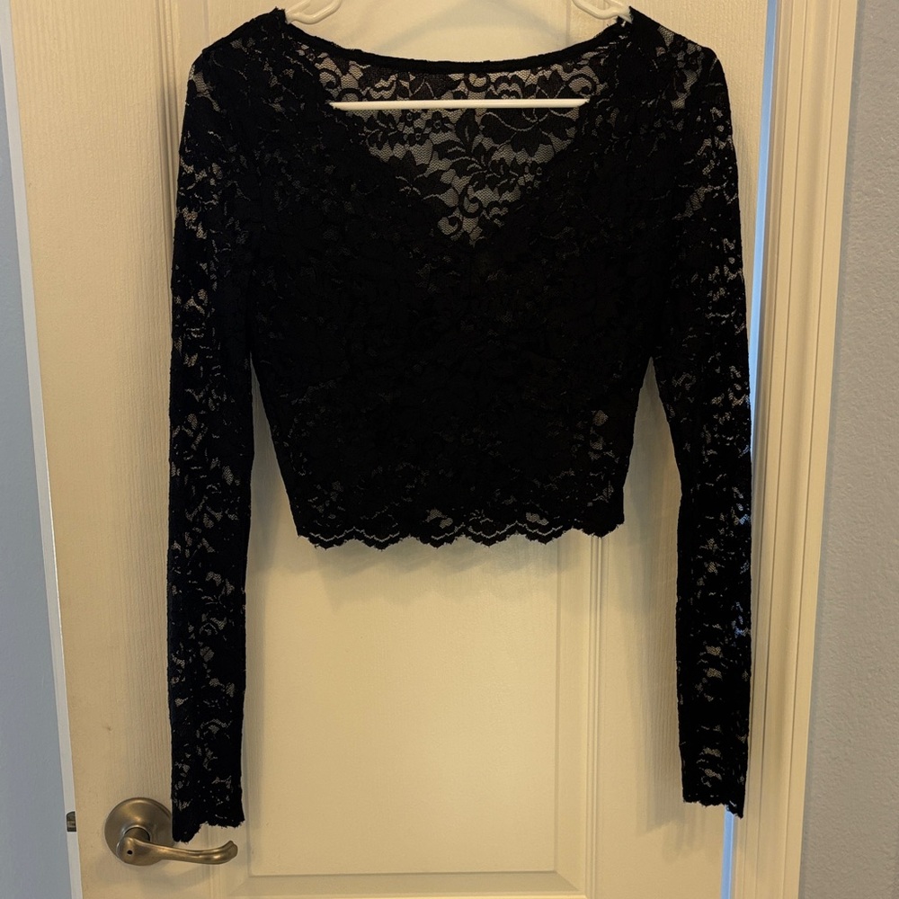 Elegant Black Lace Long Sleeve Top